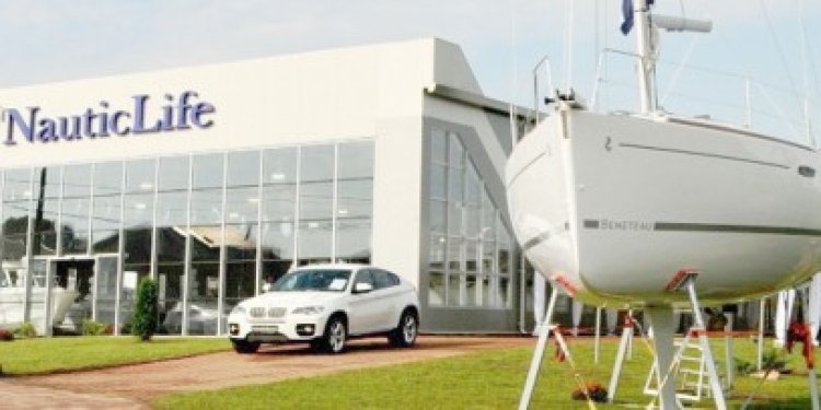 Competiţie de ambarcaţiuni la Marina Limanu